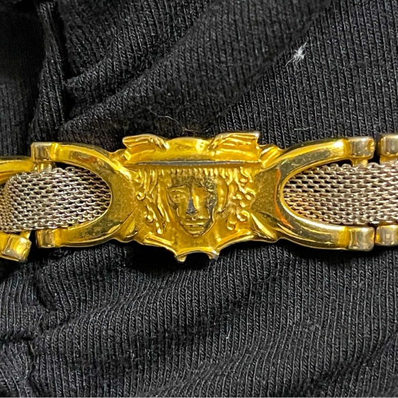 Twiggy Firenze Made In Italy Gold & Silver Leather Medusa Belt Approx 34.75” - Picture 2 of 11
